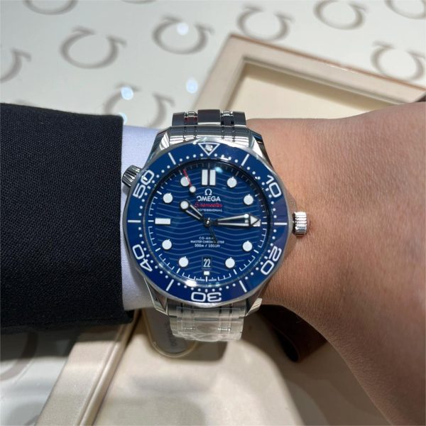 OMEGA DIVER 300M CO‑AXIAL MASTER CHRONOMETER 42 MM-210.30.42.20.03.001 - Image 10