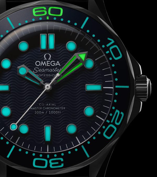 OMEGA 300m diving watch 42mm Master Chronometer James Bond 60th Anniversary Watch - Image 6