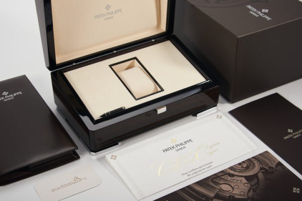Patek Philippe Nautilus Mens Steel and Gold 5980/1AR-001 - Image 11