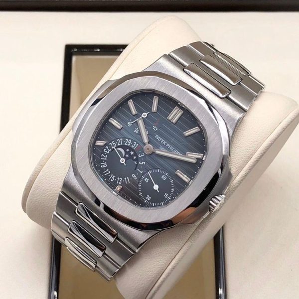 Patek Philippe 5712/1A - NAUTILUS - Image 2