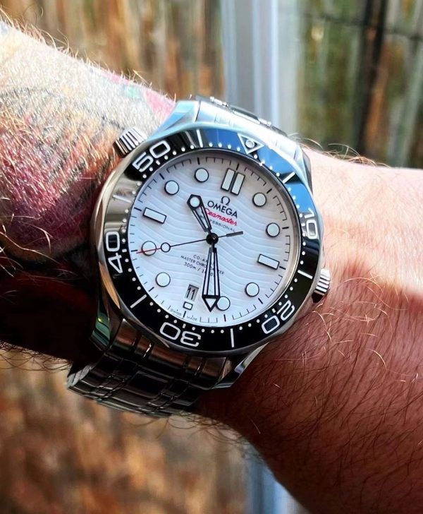 OMEGA DIVER 300M CO‑AXIAL MASTER CHRONOMETER 42 MM-210.30.42.20.04.001 - Image 8